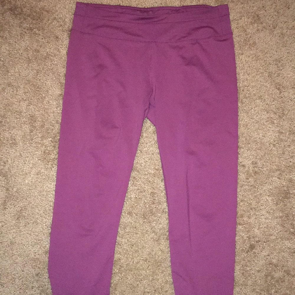 Rose/maroon leggings